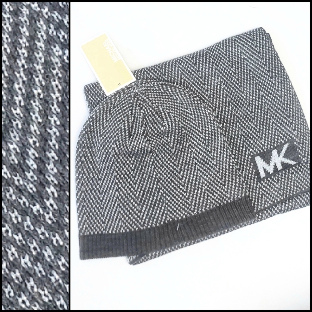 🆕️ MICHAEL KORS Hat/Beanie & Scarf Gift Set!